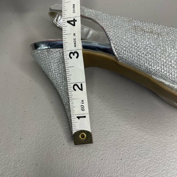 Worthington Pump Heels Slingback Ankle Strap Open Toe‎ Studded Silver Size 6.5 - Picture 11 of 12